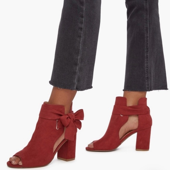 JustFab Karine Peep- Toe Bootie - Picture 4 of 4